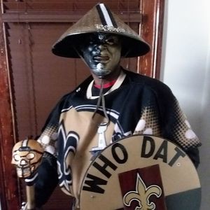 Meet your Posher, Leroy